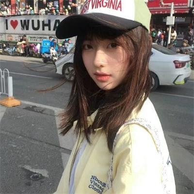 穴居男