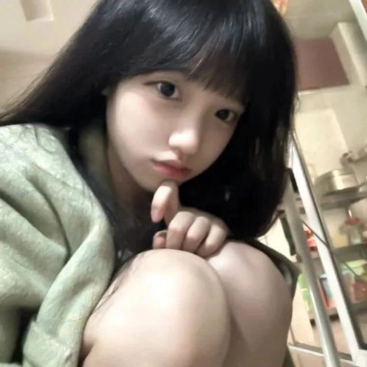 莫斯科来的香烟女孩